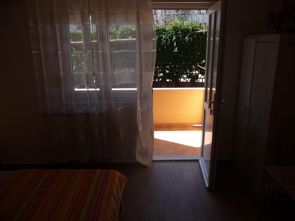Apartments & Rooms Milka Умаг Экстерьер фото